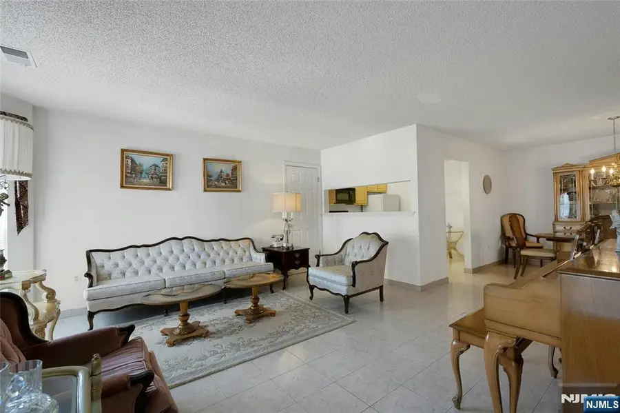 32 Cedar Street, Jersey City, NJ 07305 - #2