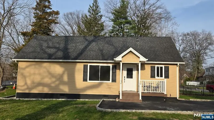 54 Riverview Circle, Little Falls, NJ 07424 - #3