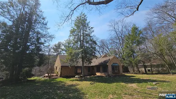 534 Hamburg Turnpike, West Milford, NJ 07480