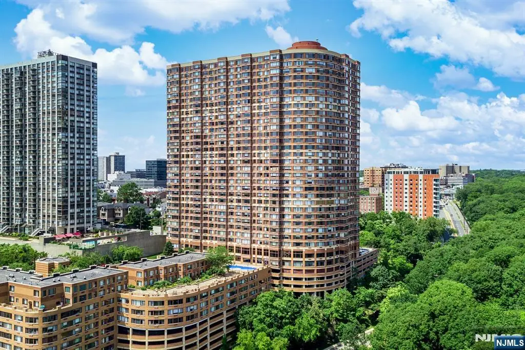 100 Old Palisade Road 803, Fort Lee, NJ 07024 - #1