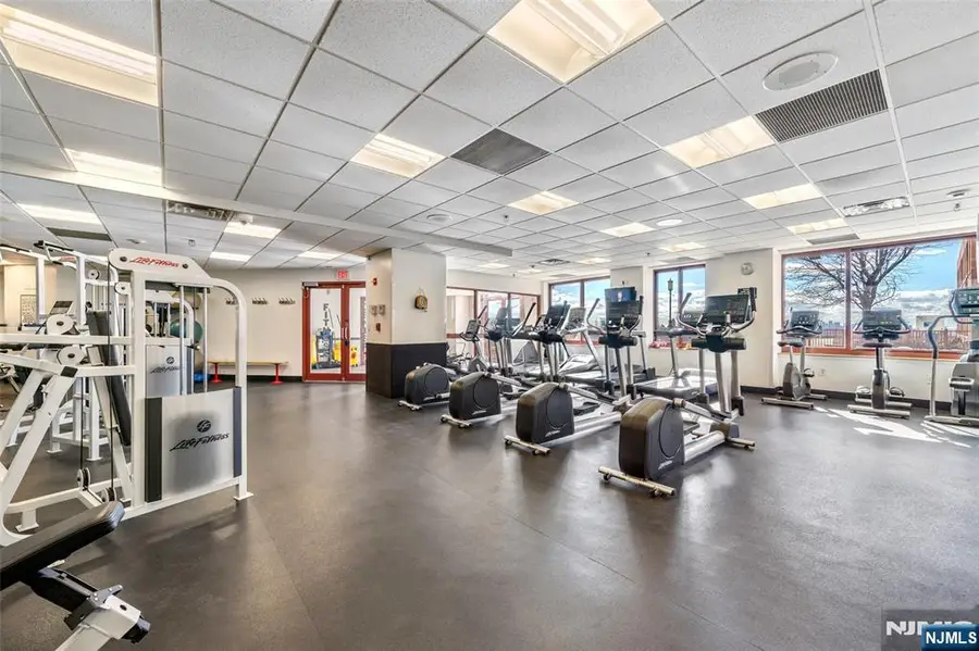 100 Old Palisade Road 803, Fort Lee, NJ 07024 - #3