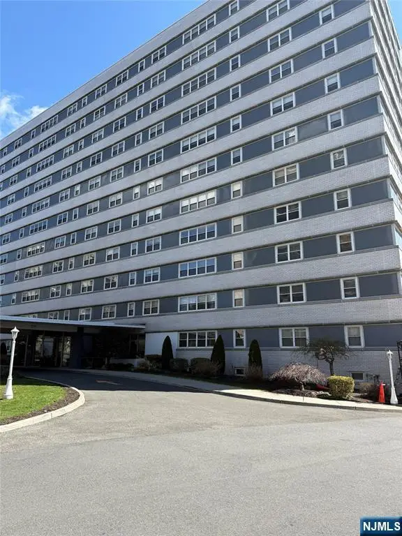 280 S Prospect Avenue 3N, Hackensack, NJ 07601 - #2