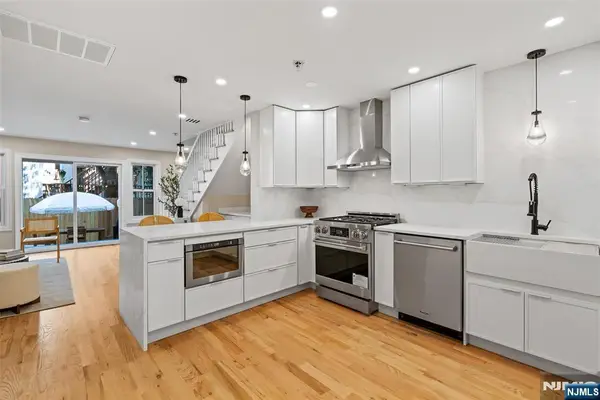 306 Grand Street 1, Jersey City, NJ 07302