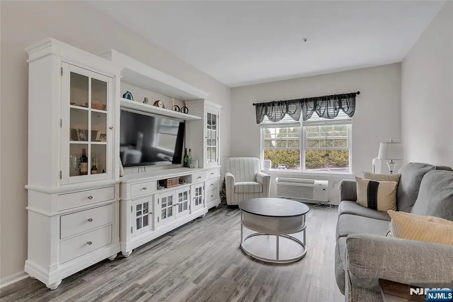 5320 Richmond Road, West Milford, NJ 07480 - #3