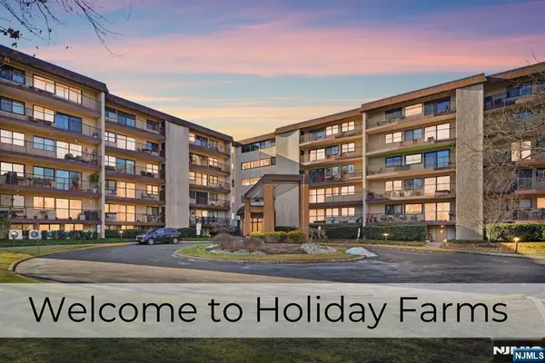 521 Piermont Avenue 306A, River Vale, NJ 07675