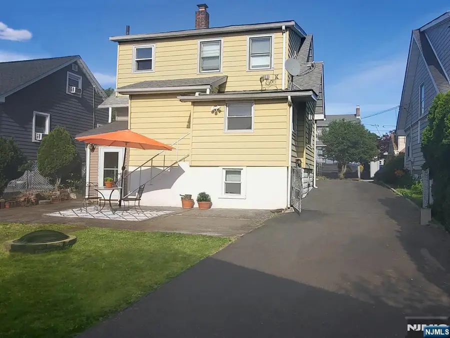 33 Garden Avenue, Belleville, NJ 07109 - #2