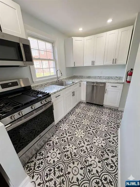 293 Elmwood Avenue A, Maplewood, NJ 07040 - #2