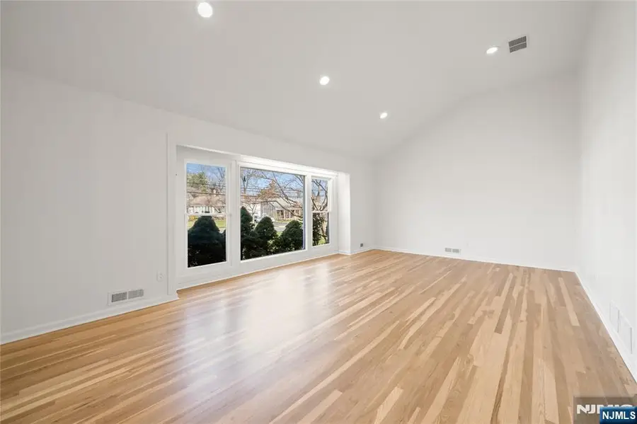 181 Haddenfield Road, Clifton, NJ 07013 - #3