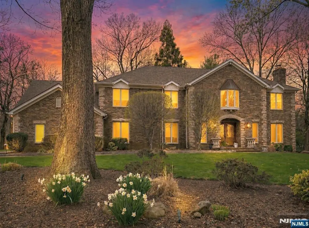 24 Country Club Way, Demarest, NJ 07627 - #1