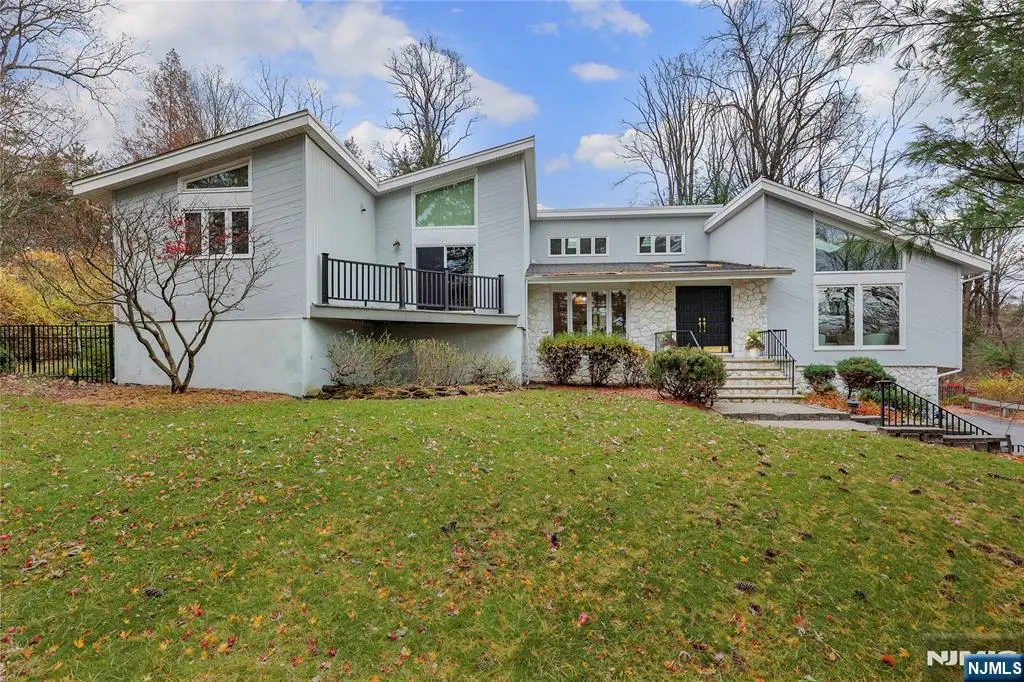 8 Union Hill Road, Denville, NJ 07834 - #1