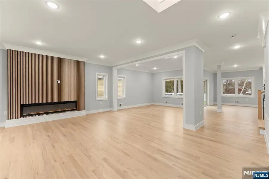 765 7th Avenue, River Edge, NJ 07661 - #3