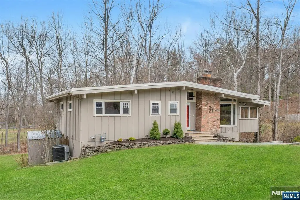27 Bear Mountain Road, Ringwood, NJ 07456 - #1