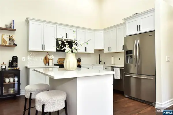 1133 Sycamore Lane, Mahwah, NJ 07430