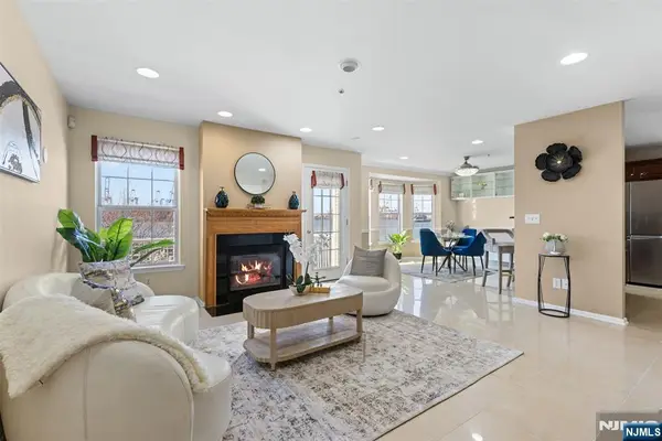 5 Maritime Way, Bayonne, NJ 07002