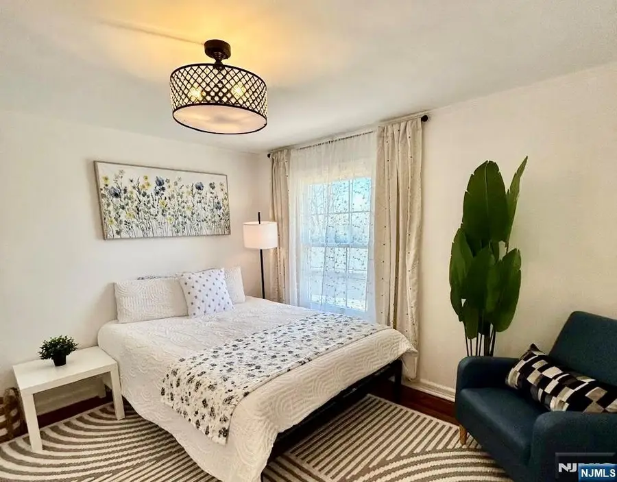 29 Oak Tree Lane, Sparta, NJ 07871 - #2