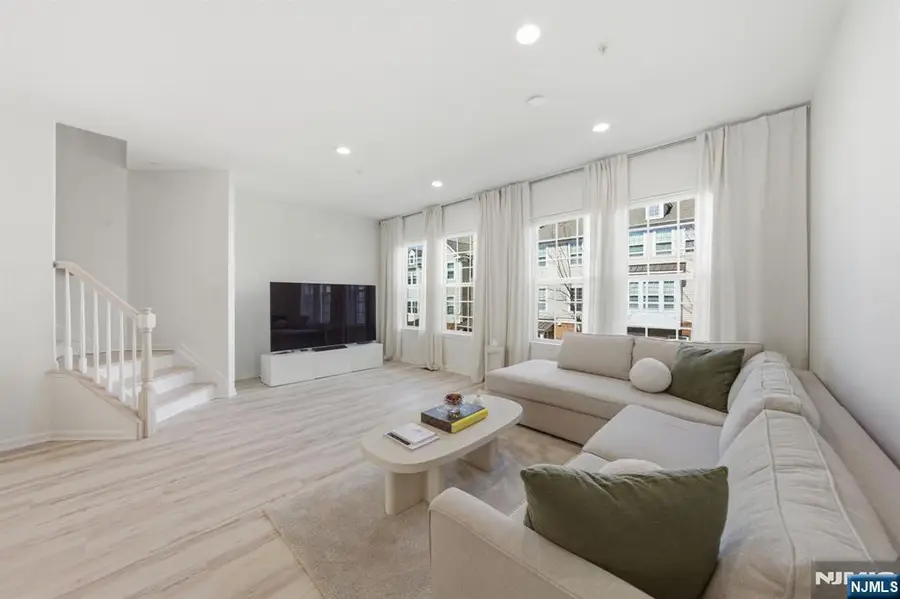 69 Truman Drive, Wood Ridge, NJ 07075 - #3