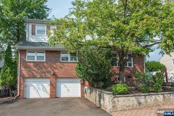 48 Whittaker, Woodland Park, NJ 07424