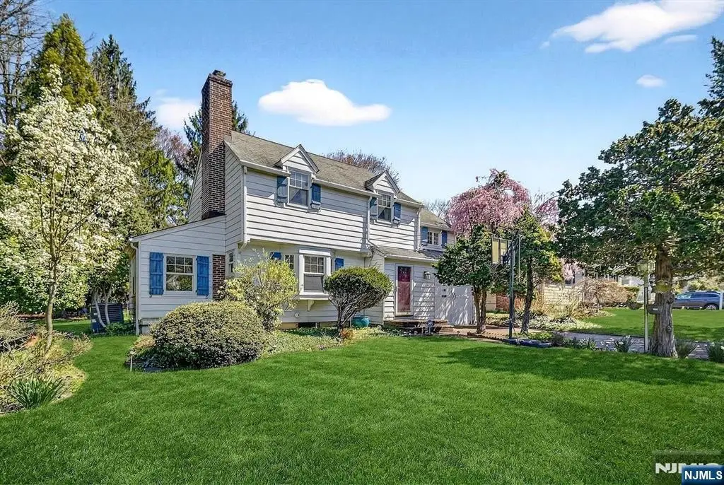 10 North Drive, East Brunswick, NJ 08816 - #1