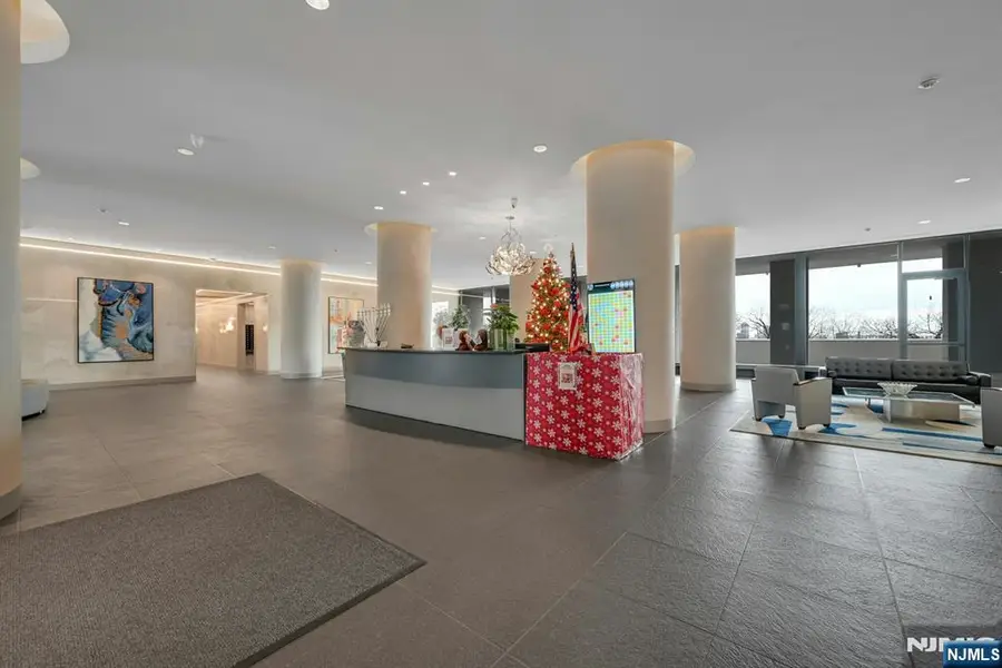 1530 Palisade Avenue 27D, Fort Lee, NJ 07024 - #2