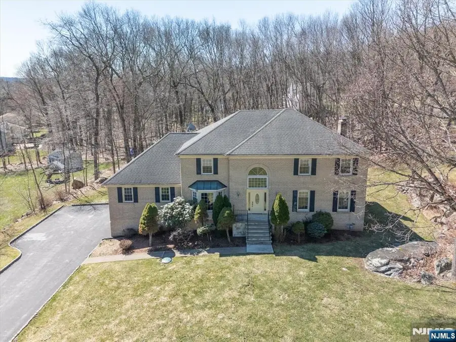 17 Pleasant Village Drive, Succasunna, NJ 07876 - #2