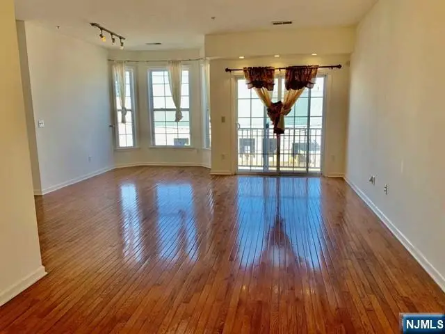 200 Dey Street 285, Harrison, NJ 07029 - #2