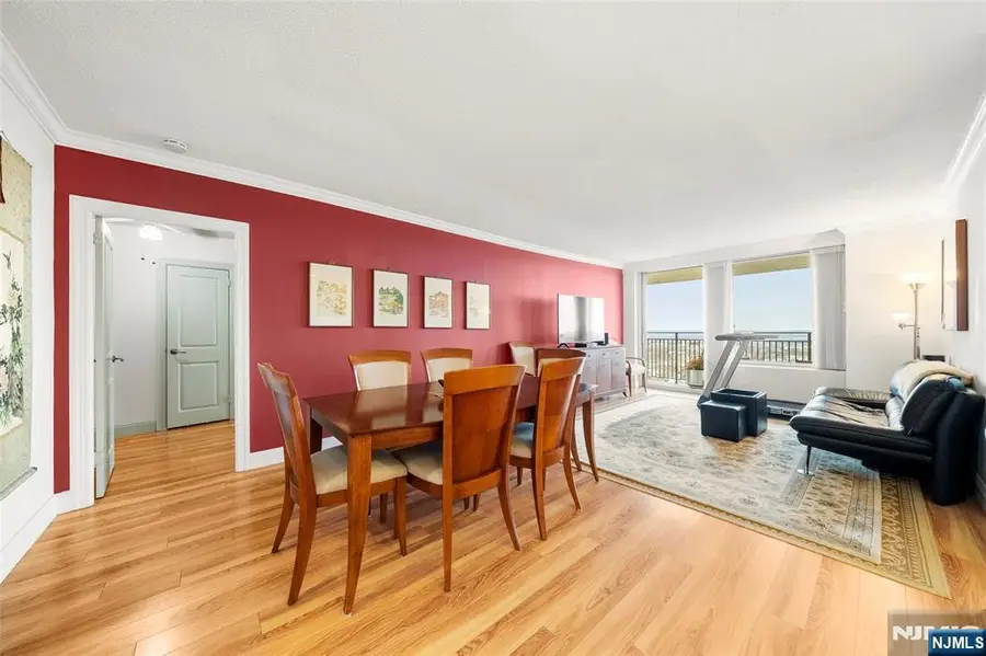 1530 Palisade Avenue 23E, Fort Lee, NJ 07024 - #2