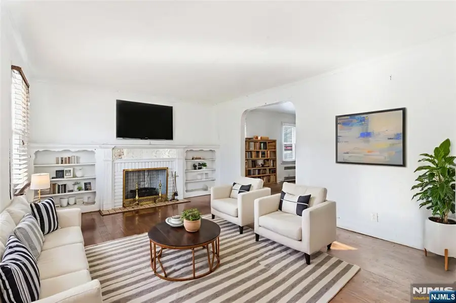 327 Field Place, Hillside, NJ 07205 - #3