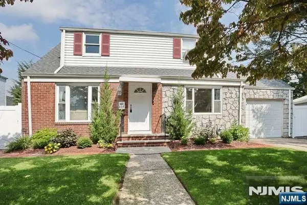 227 Clinton Avenue, Bergenfield, NJ 07621