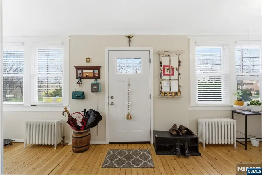 48 Rochelle Avenue, Rochelle Park, NJ 07662 - #2