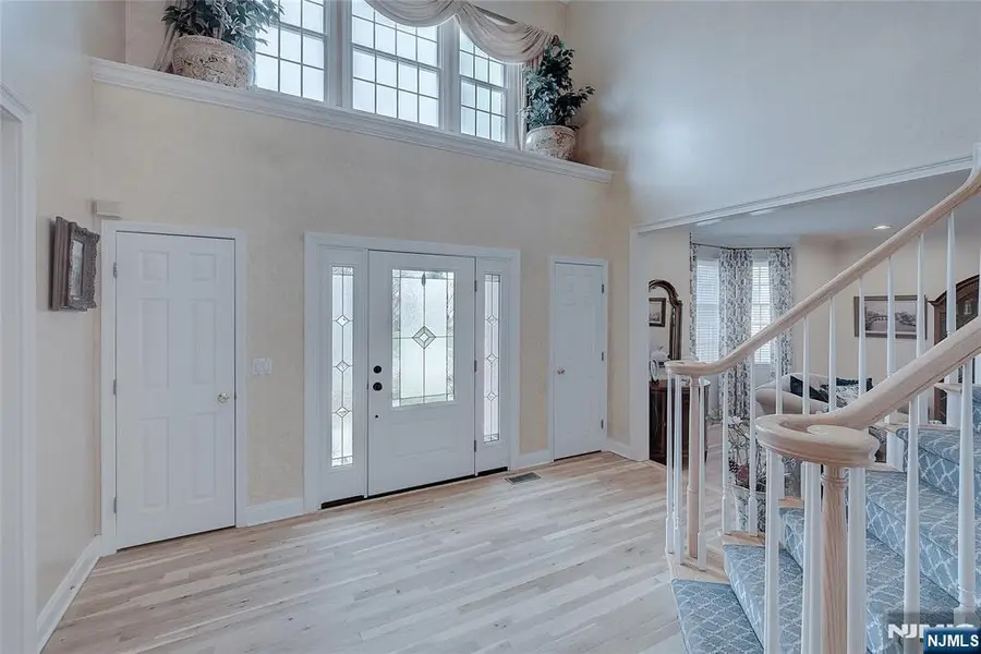 4 Reiher Court, West Caldwell, NJ 07006 - #3