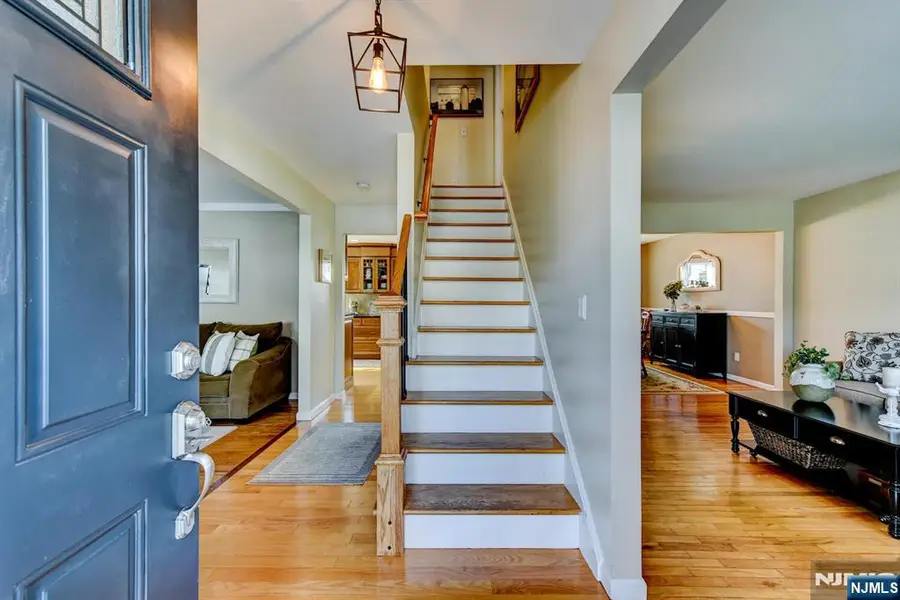 8 Loretta Lane, Oak Ridge, NJ 07438 - #2