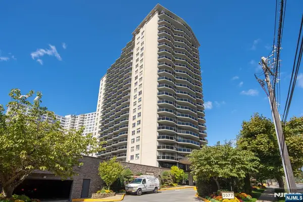 2077 Center Avenue 7G, Fort Lee, NJ 07024