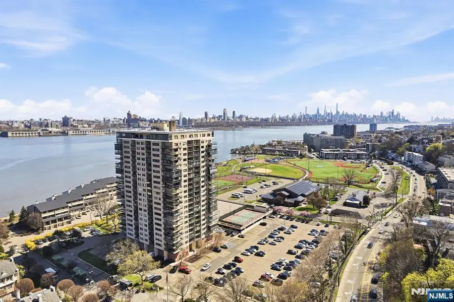 1203 River Road 1H, Edgewater, NJ 07020 - #2