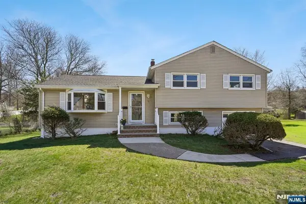 71 Ridge Road, Cedar Grove, NJ 07009