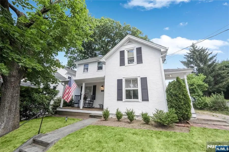 22 Center Street, Midland Park, NJ 07432 - #2