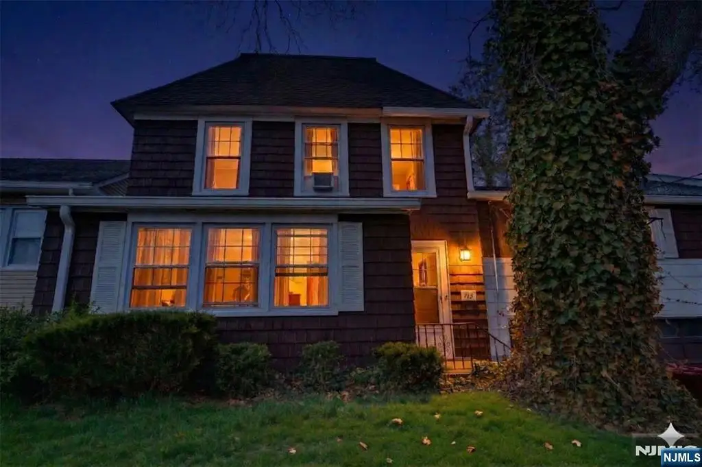 113 Lake Street, Bergenfield, NJ 07621 - #1