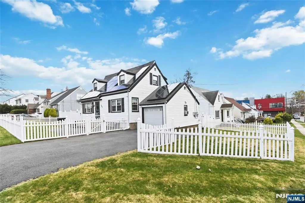 569 Linden Avenue, Teaneck, NJ 07666 - #1