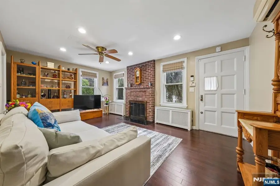 453 Fort Lee Road, Leonia, NJ 07605 - #2