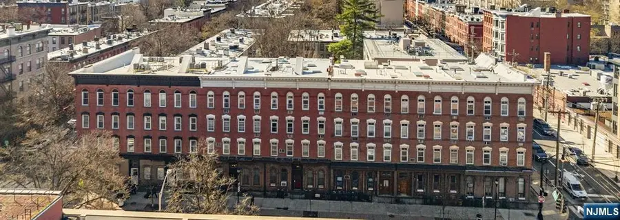 211 14th Street 3R, Hoboken, NJ 07030 - #2