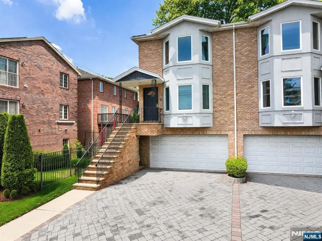 272 Highland Avenue, Palisades Park, NJ 07650 - #1