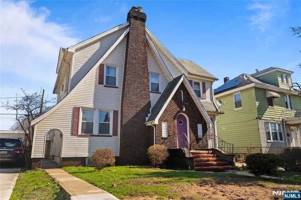 315-317 Meeker Avenue, Newark, NJ 07112 - #1