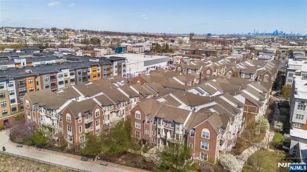 201 Dey Street 124, Harrison, NJ 07029