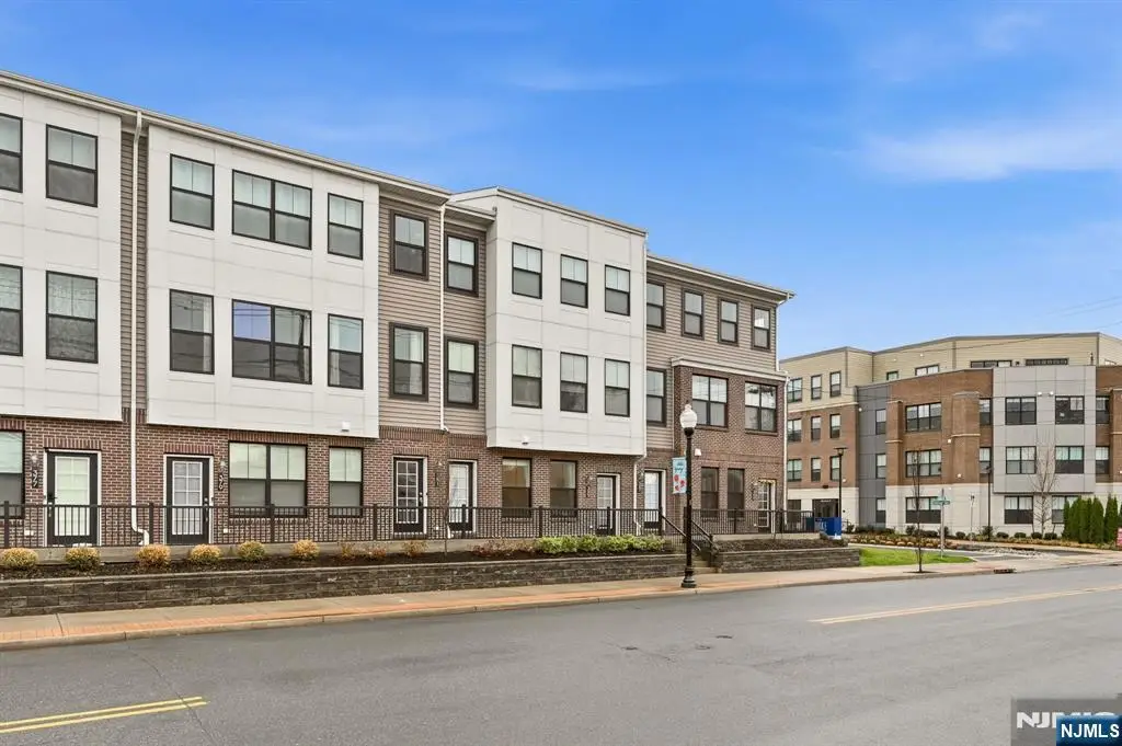 385 Main Street, Little Falls, NJ 07424 - #1