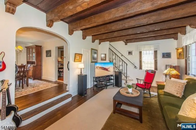 31 Windsor Road, Clifton, NJ 07012 - #3