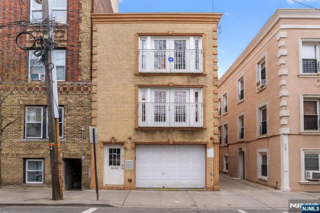 317 11th Street 2, Union City, NJ 07087 - #1