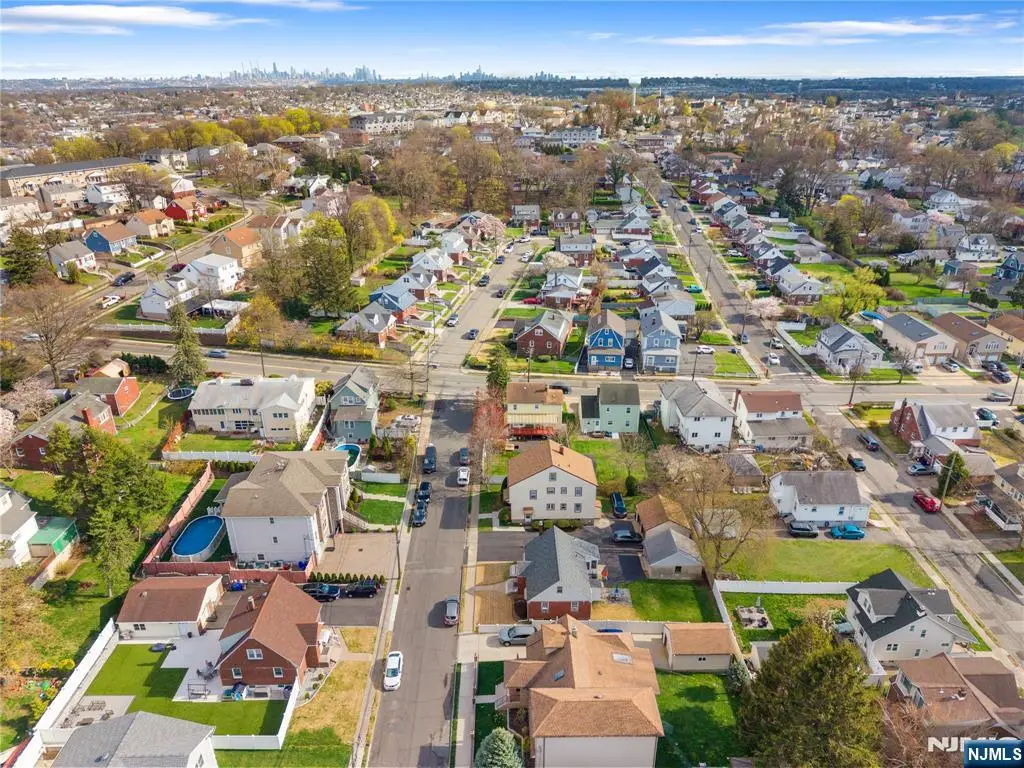 271 Outwater Lane, Saddle Brook, NJ 07663 - #1