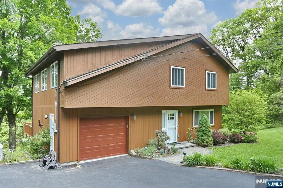 64 Larchmont Drive, West Milford, NJ 07421 - #2