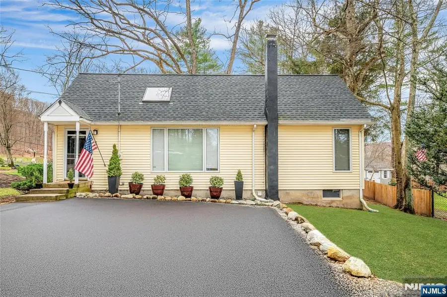 3 Redmans Drive, Jefferson, NJ 07438 - #2