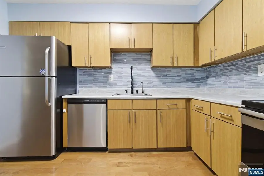 308-310 Passaic Avenue 215, Harrison, NJ 07029 - #2