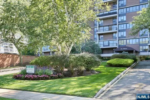 2 Horizon Road 404, Fort Lee, NJ 07024